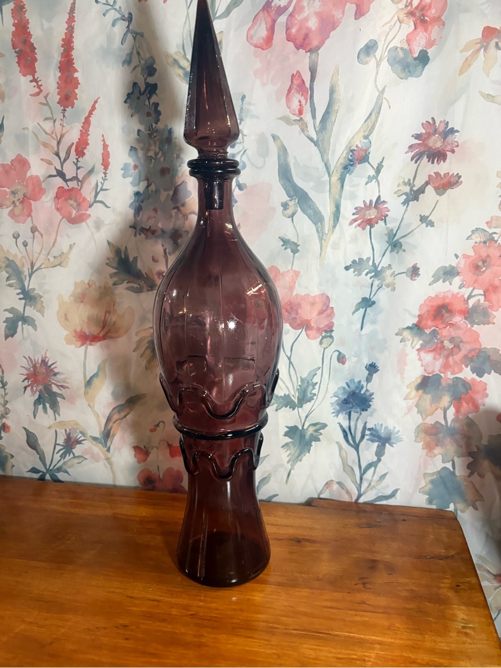 Vintage Amethyst Purple Glass Decorative Bottle - Brand Unspecified - Picture 2 of 10